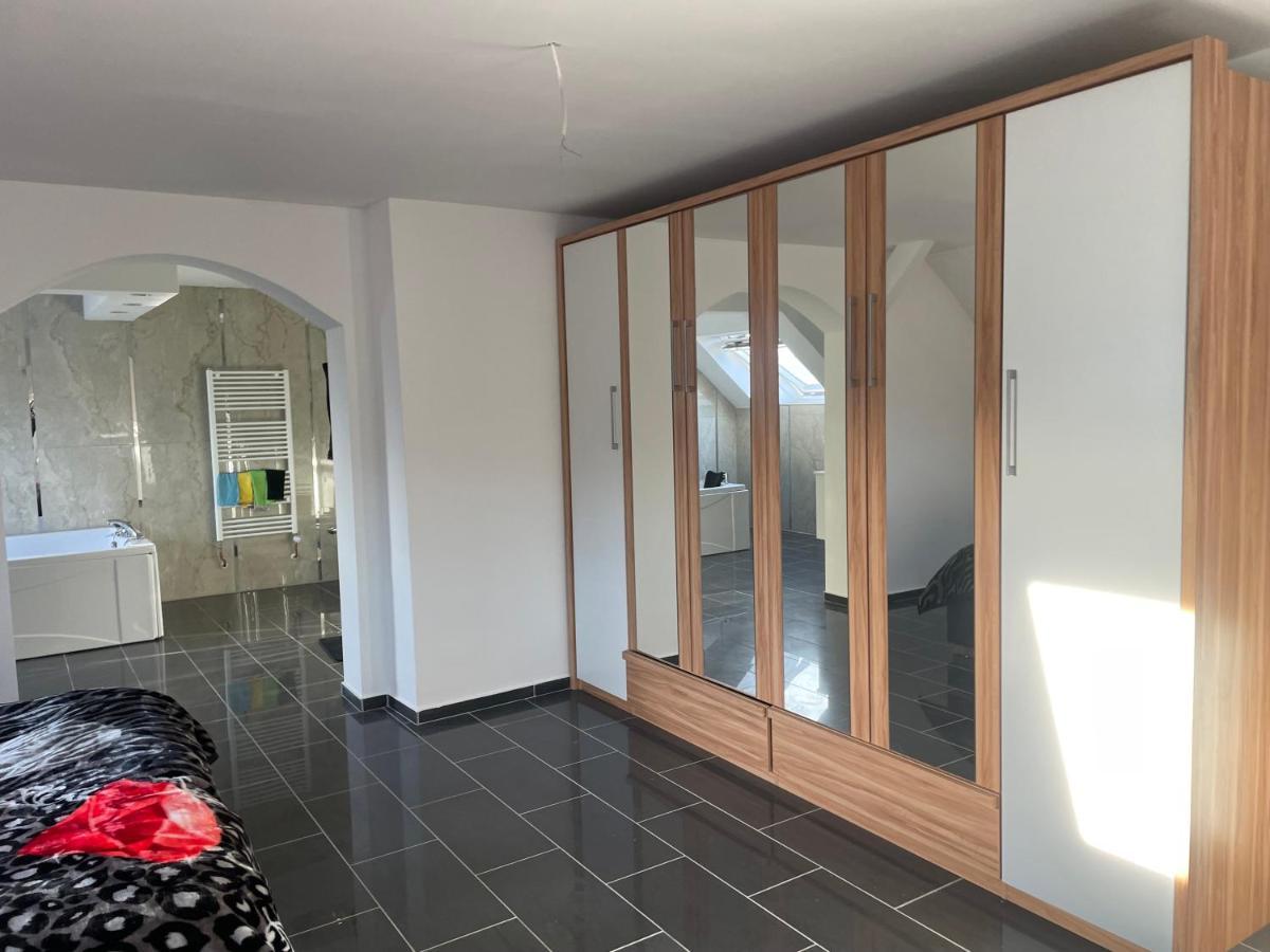 Penthouse Ultra Exlusive Duisbourg